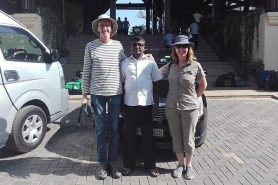 Colombo AirPort(CMB) to Any Destination Vehicle Arrangement