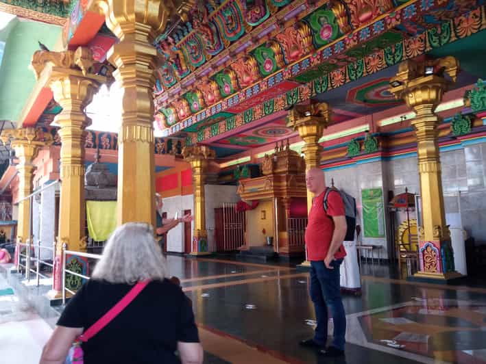 Colombo City Tour by Tuk Tuk Experience Morning or Evening