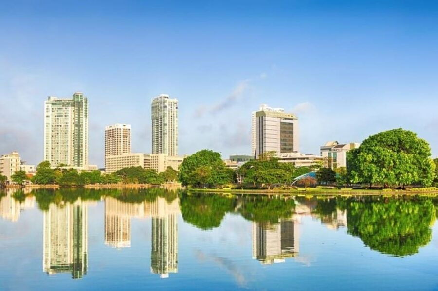 Colombo : Private Custom Tour With a Local Guide - Tour Overview