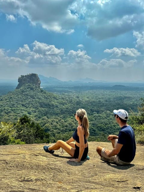 Colombo: to Pidurangala Rock and Village Tour With Safari