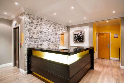 Comfort Inn Victoria - Hotel Overview