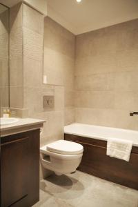 County Hotel & County Aparthotel Newcastle - Location and Accessibility