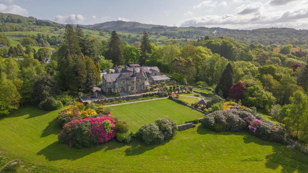Cragwood Country House Hotel - Location and Surrounding Area