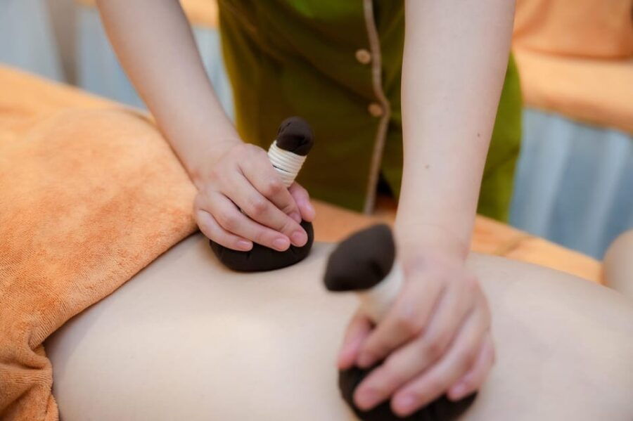 Da Nang: Relax With 90 Minutes Aroma Massage (Free Pick-Up)