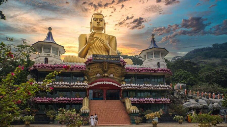 Dambulla & Polonnaruwa: All Inclusive Tour From Negombo
