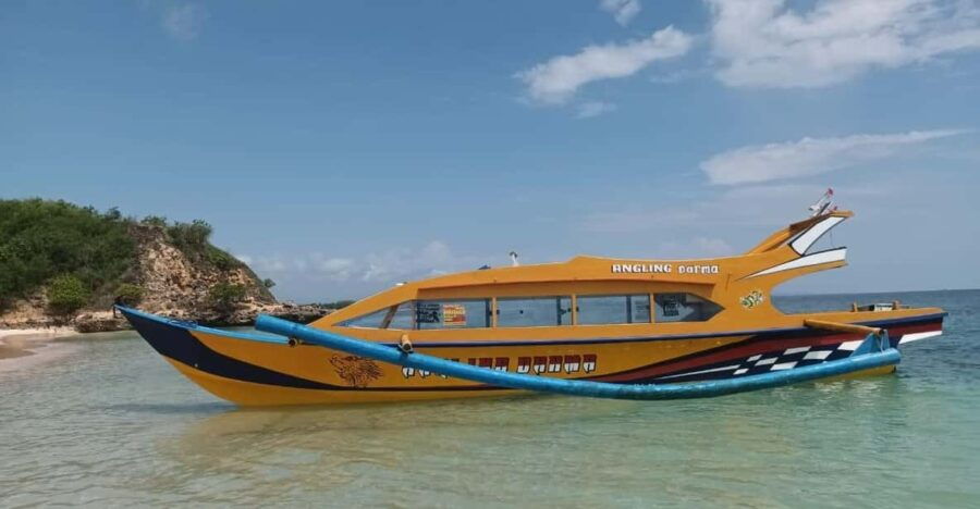 Day Tour Southeast,Lombok Pink Beach