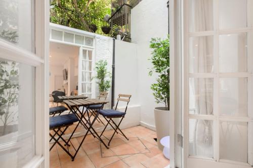 Discounted Flat W Lovely Terrace Near Kings Road - Property Overview