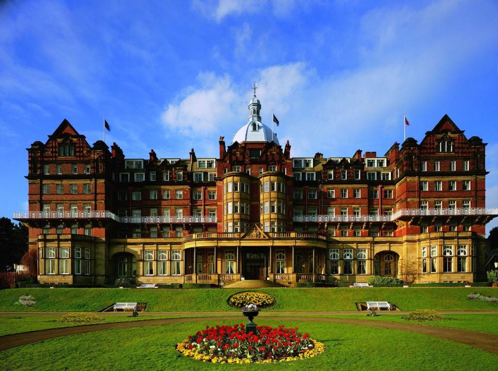 DoubleTree by Hilton Harrogate Majestic Hotel & Spa - Excellent Location and Proximity