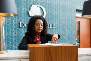 DoubleTree by Hilton Hotel Newcastle International Airport - Convenient Airport Location