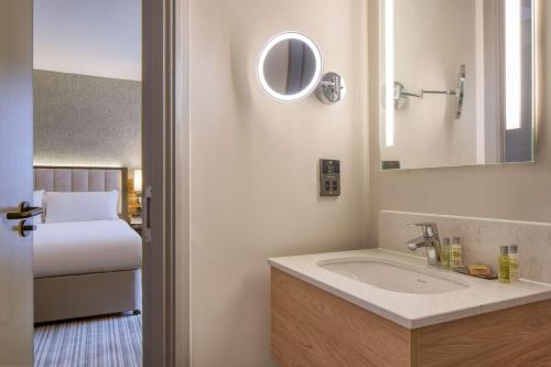 DoubleTree by Hilton London Chelsea - Hotel Overview