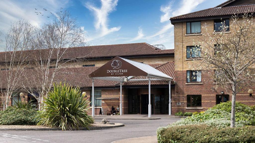 DoubleTree by Hilton Swindon Hotel - Guest Ratings and Highlights
