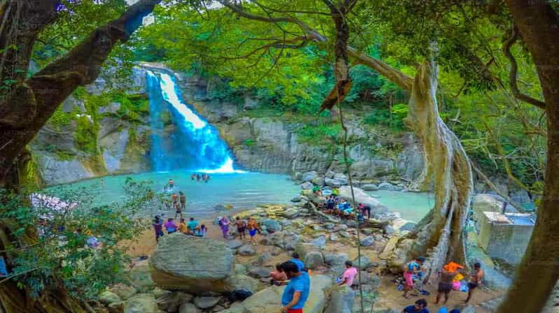 Ella :- Private TukTuk Transfer to Ellawala Waterfalls