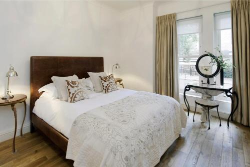 Europa House Apartments - Property Overview