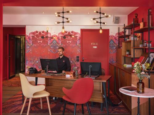 Exquisite Hotel - Hotel Overview