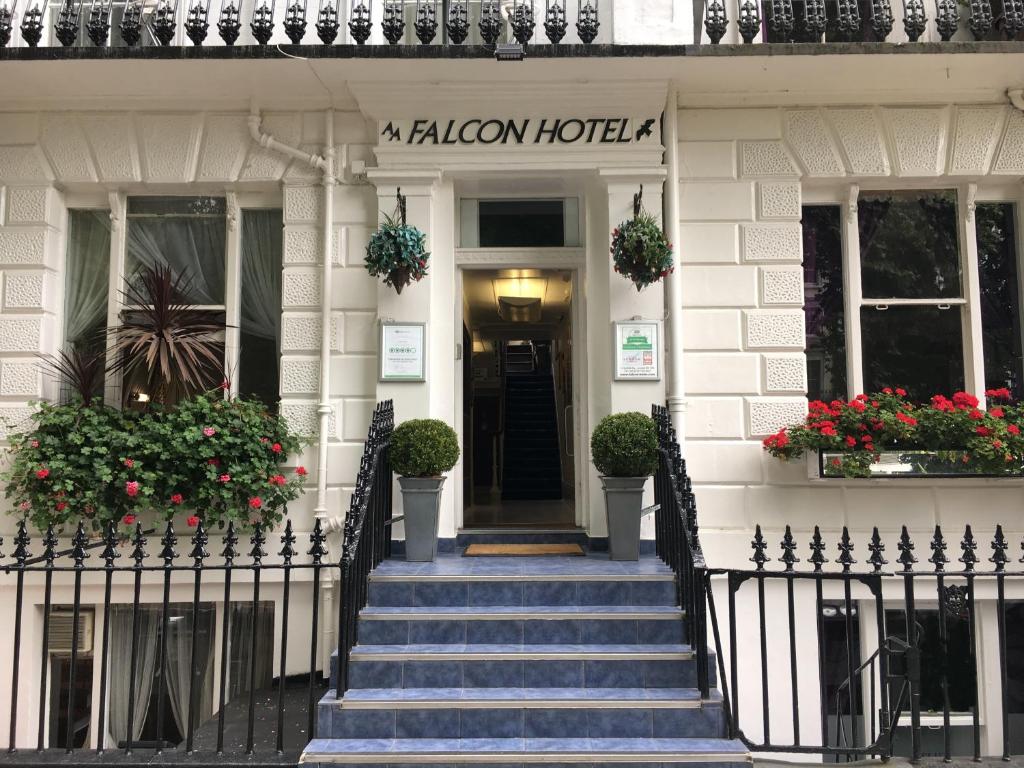 Falcon Hotel - Hotel Overview and Location