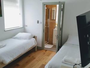 Forest House Hotel - Hotel Overview and Location