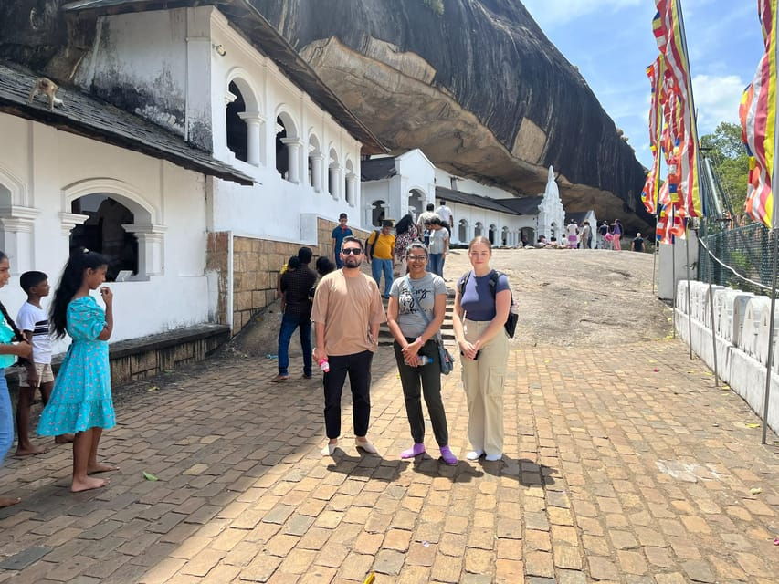 From Colombo: Dambulla and Pidurangala Rock Climb Day Trip - Tour Overview