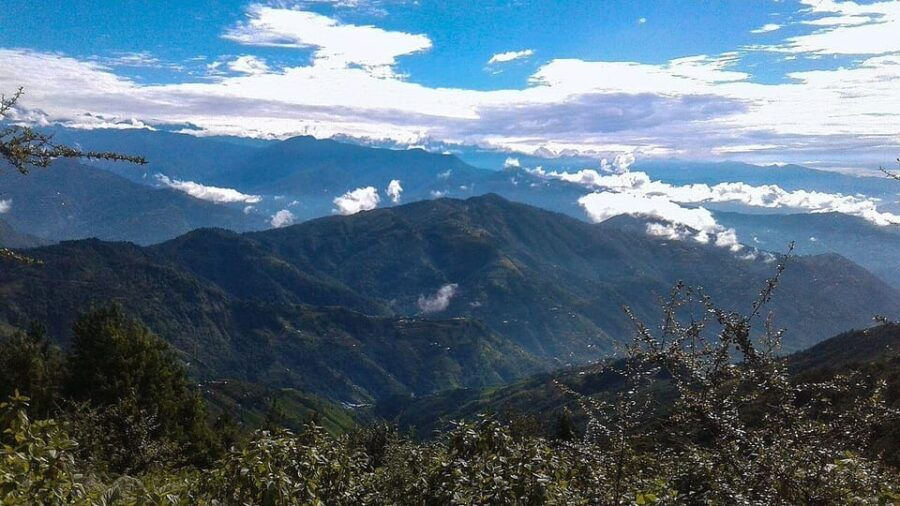 From Kathmandu: Chandragiri Day Hiking Tour