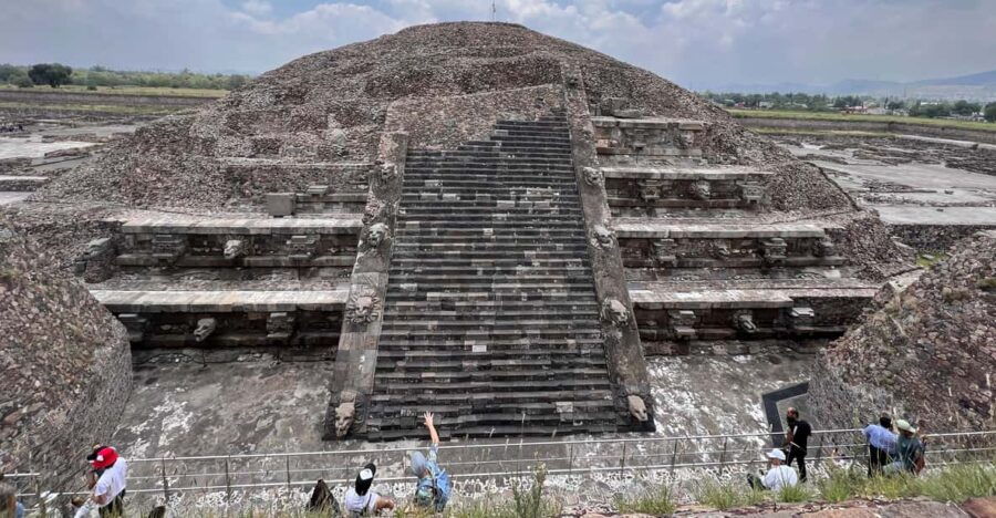 From Mexico City: Pyramids of Teotihuacan Private Tour - Tour Overview