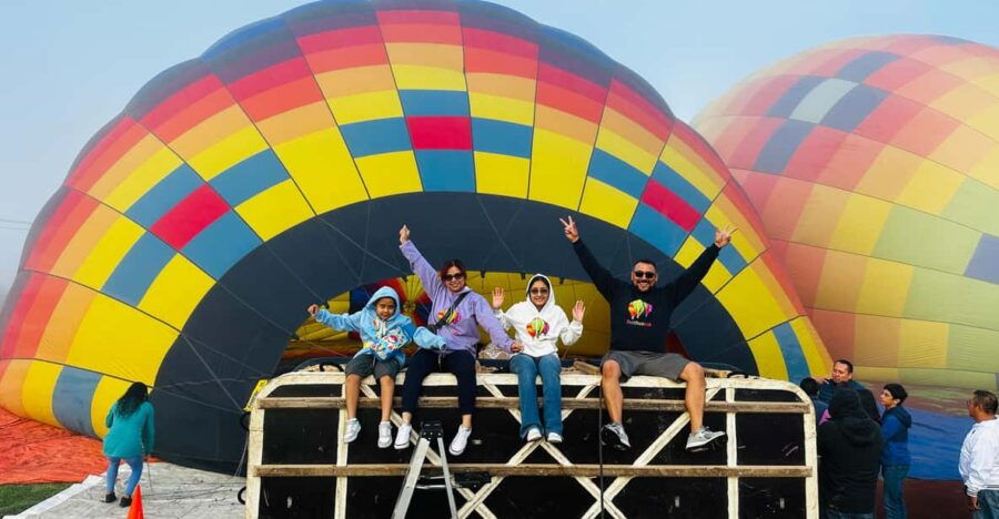 From Mexicocity:Balloon Flight Over Thepyramidsofteotihuacan