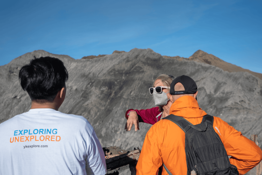 From Surabaya or Malang: Bromo Tumpaksewu Shared Guided Tour