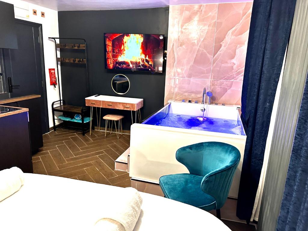 G Eighty Four - Property Overview and Location