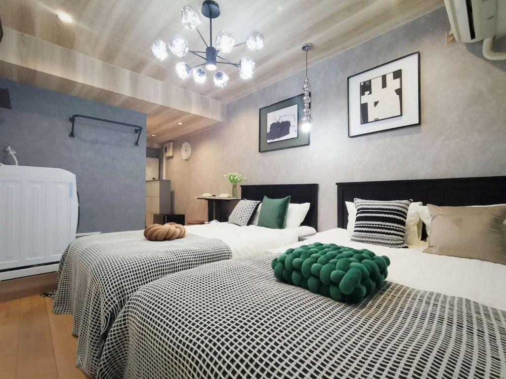 G22 New Inn, Shinjuku Center, 5 Mins to Station, Max 3 Direct Access to Shinjuku, With a Hot Spring Bath and Rooftop Terrace, Original Inn With a Wooden Vibe - Property Overview