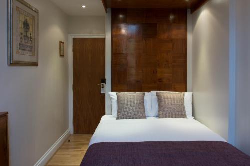 Garden View Hotel - Hotel Overview and Location
