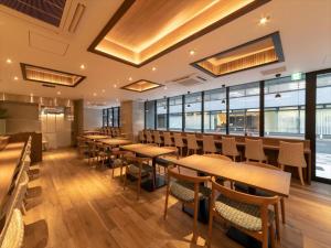 Garner Hotel Osaka Honmachi Station - Location and Accessibility