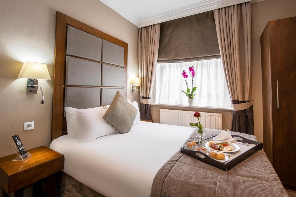 Gem Langham Court Hotel - Hotel Overview and Location