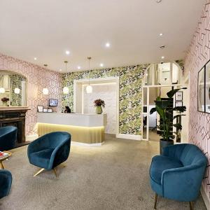 George Hotel - Hotel Overview and Location