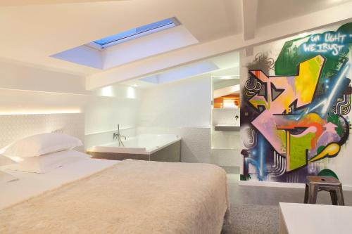 Georgette Hotel & Restaurant - Amenities and Services