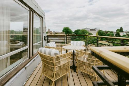 Graduate by Hilton Cambridge - Hotel Overview