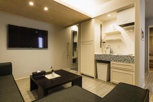 GRAND BASE Yakuin Odori - Property Overview