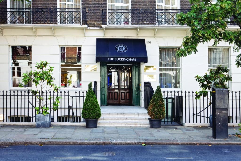 Grange Buckingham Hotel - Hotel Location and Accessibility