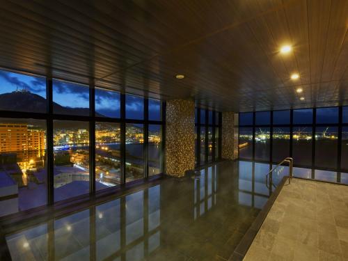 Hakodate Kokusai Hotel - Hotel Overview and Location
