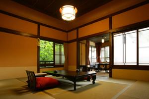 Hakone Onsen Ryokan Yaeikan - Amenities and Services
