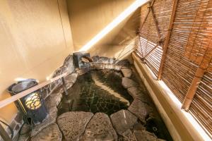 Hakone Yumoto Onsen Hotel Kajikaso - Overview and Location