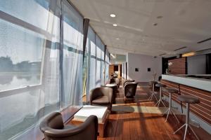 Halco Lakes Lodging - Accommodations and Amenities