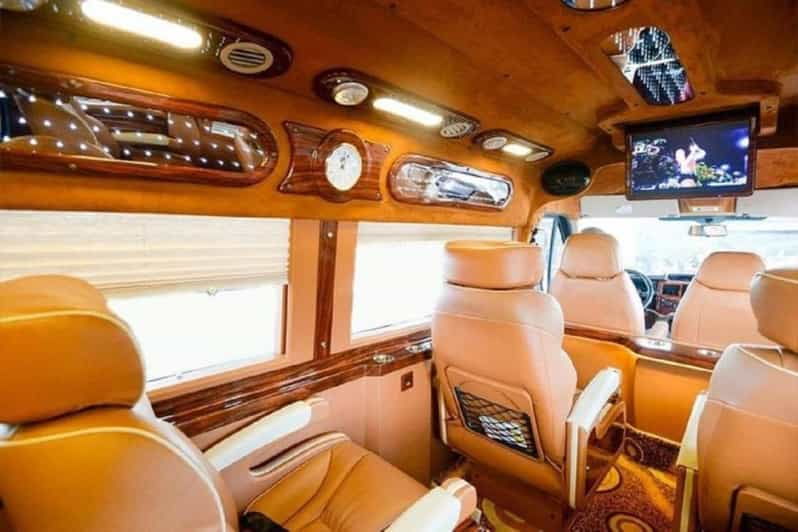 Hanoi: Ha Giang Transfer by Luxury Limousine