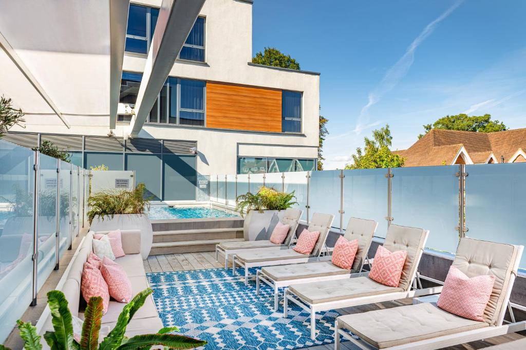 Harbour Hotel & Spa Guildford - Hotel Overview and Location