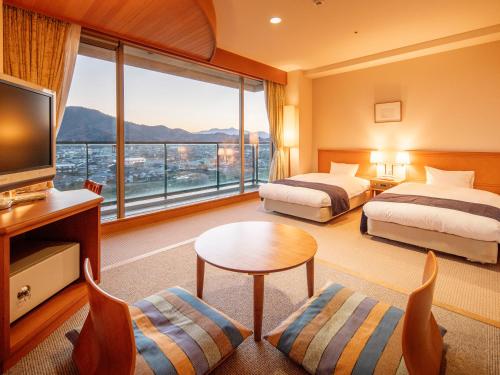 Heavenly Hot Spring at Your Inn, Nanbuzan - Property Overview