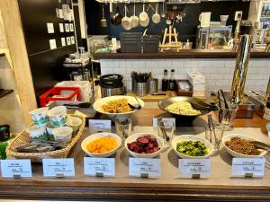 Henn Na Hotel Kyoto Hachijoguchi - Location and Accessibility