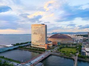 Hilton Fukuoka Sea Hawk - Hotel Overview