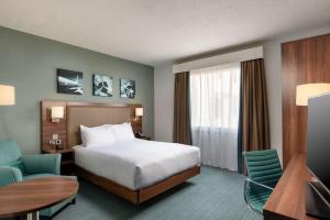 Hilton Garden Inn London Heathrow Airport - Convenient Location Near Heathrow Airport