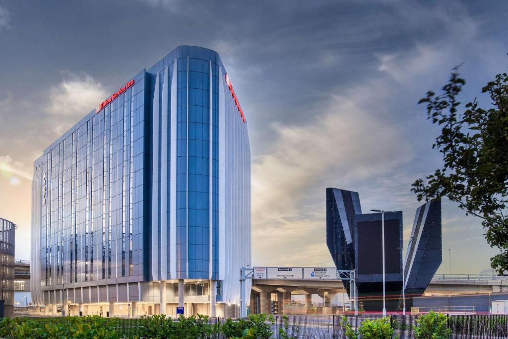 Hilton Garden Inn London Heathrow Terminal 2 and 3 - Hotel Overview