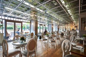 Hilton London Hyde Park - Hotel Overview and Location