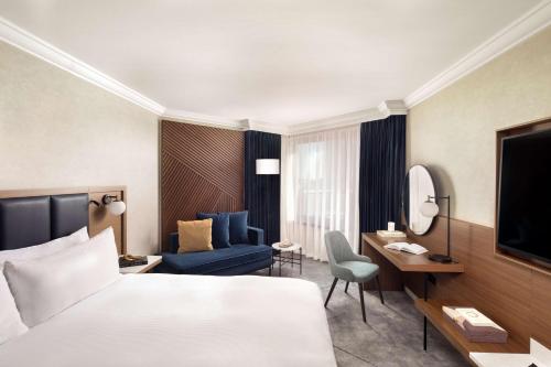 Hilton London Metropole - Hotel Overview