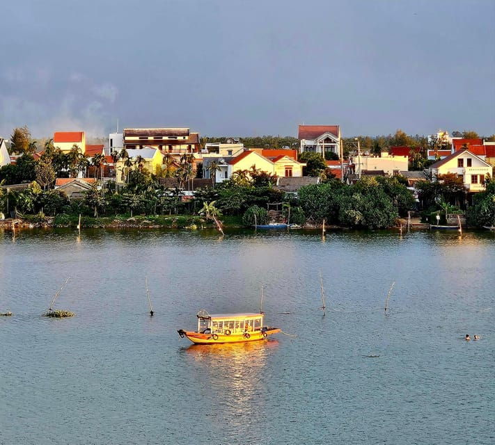 Hoi An: Basket Boat Tour by River Boat and Lantern Release