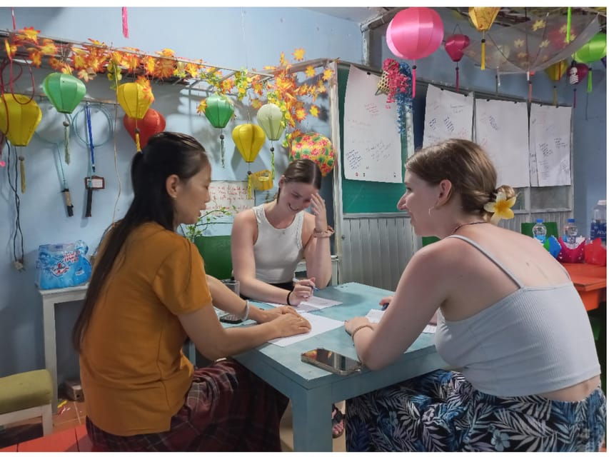 Hoi An: Vietnamese Conversation for Travellers